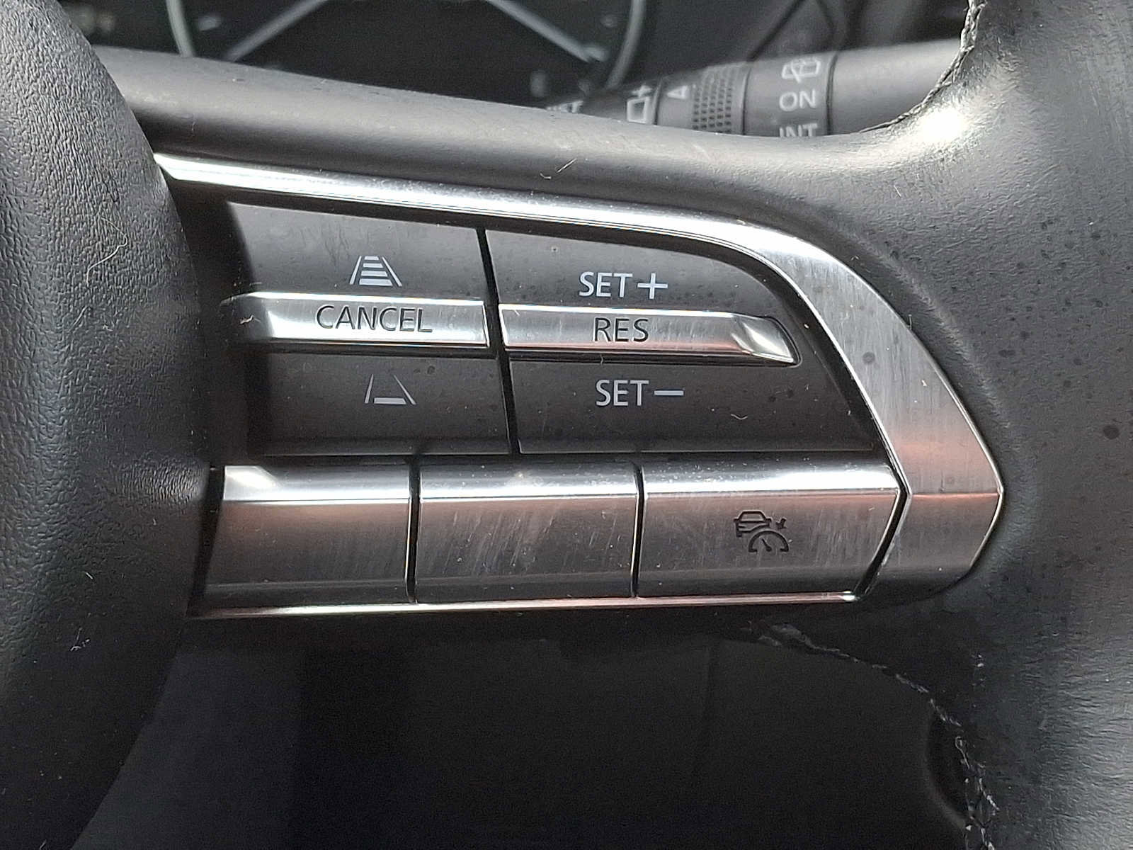 Used 2022 MAZDA CX-30 AWD 2.5 S w/ Premium Package image 17