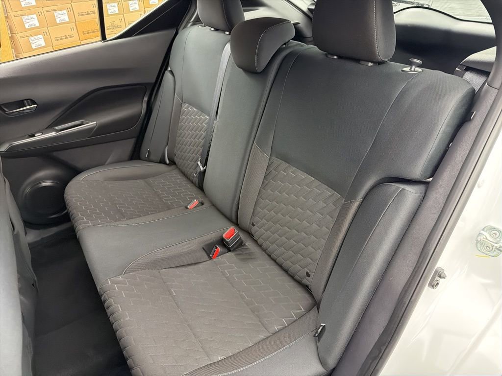 Used 2023 Nissan Kicks SV image 20