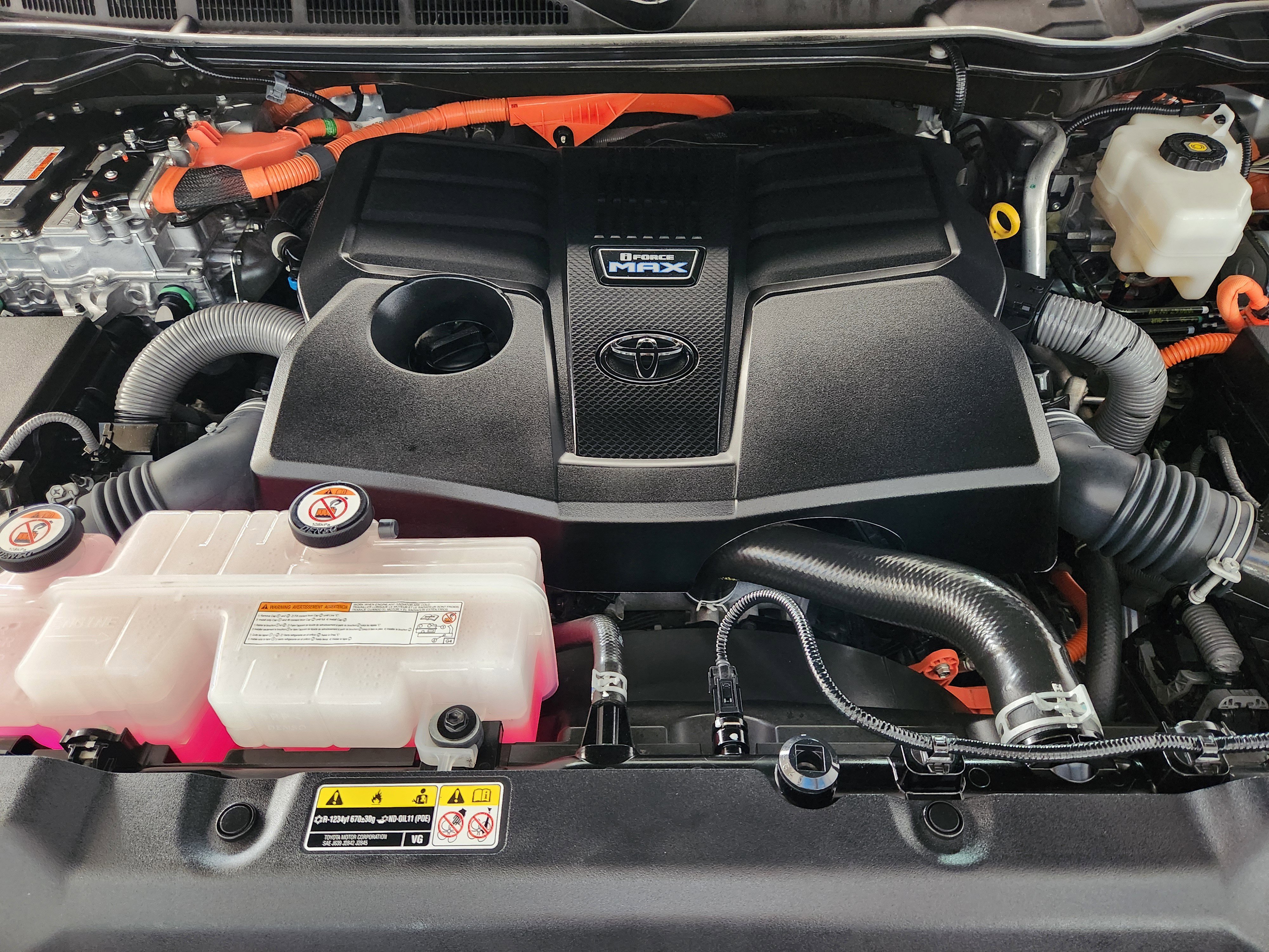 Used 2024 Toyota Tundra Limited w/ Power Package image 35