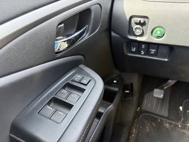 Used 2023 Honda Ridgeline Sport image 21
