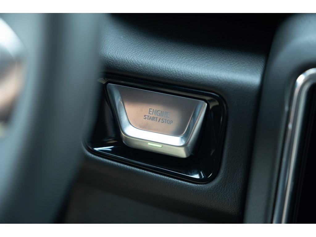 New 2026 GMC Yukon Denali w/ Sun & Power Step Package AWD/4WD image 29
