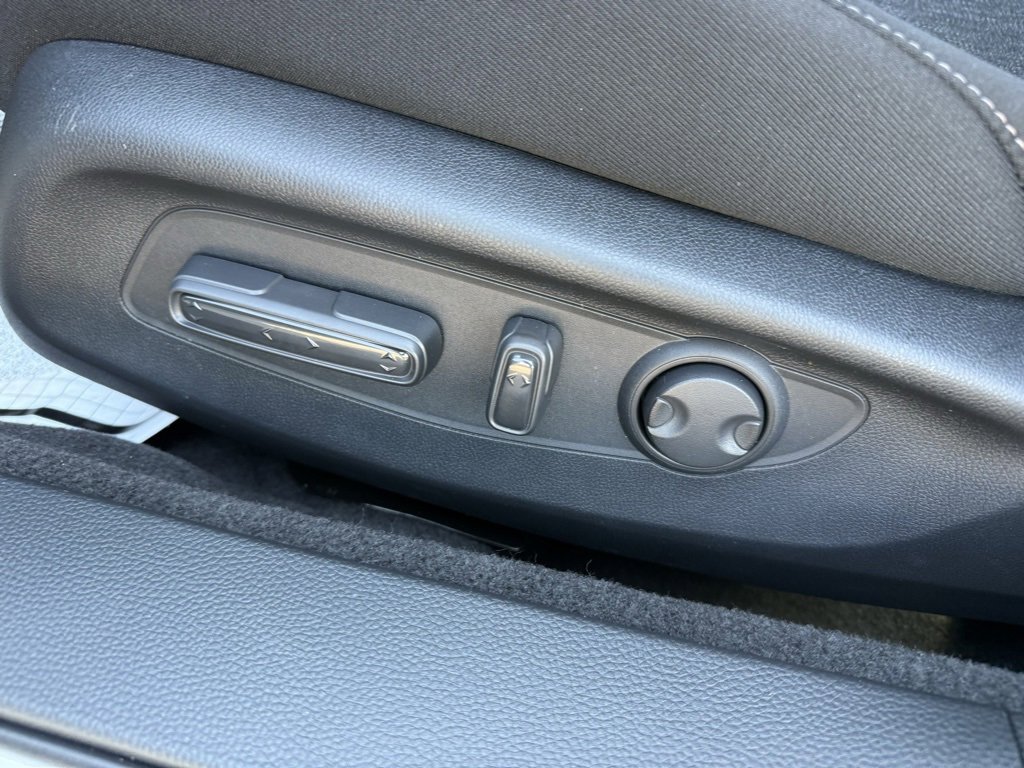 Used 2025 Honda Accord Sport image 16