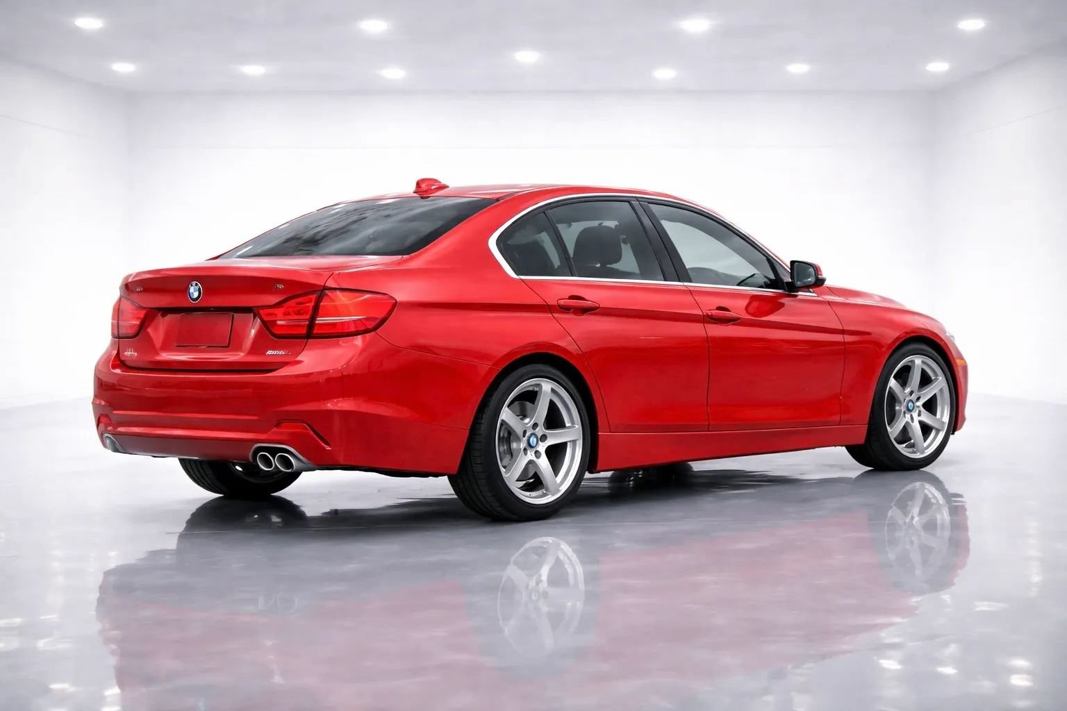 Used 2013 BMW ActiveHybrid 3 w/ Technology Pkg RWD image 5