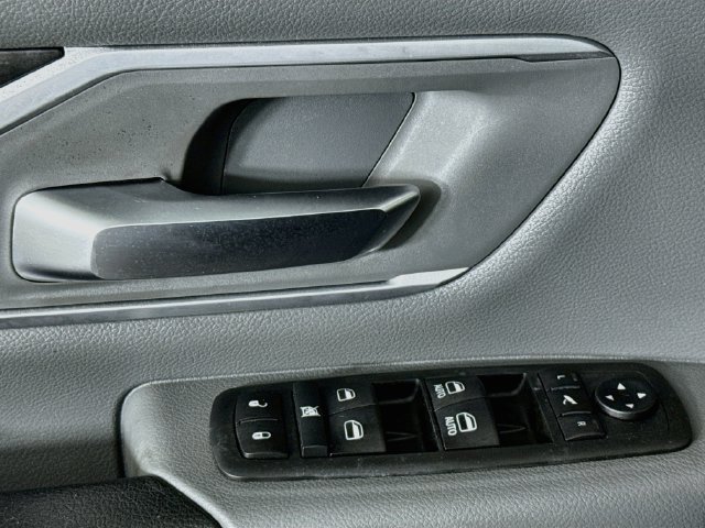 Used 2020 RAM 1500 Big Horn AWD/4WD image 21
