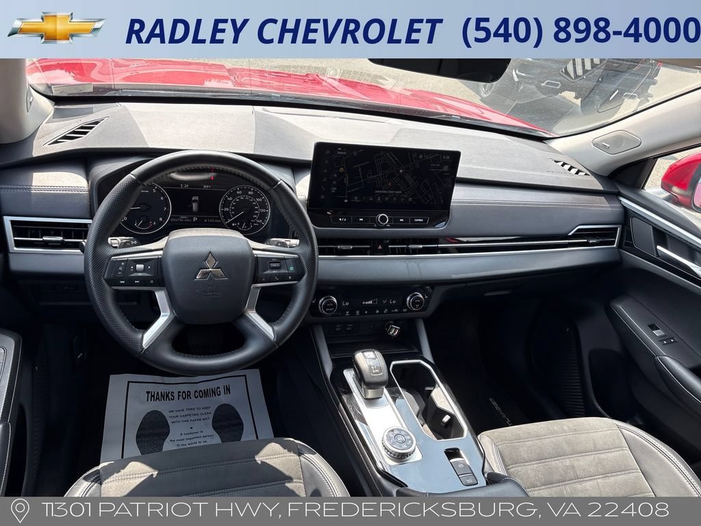 Used 2025 Mitsubishi Outlander SE AWD/4WD image 14