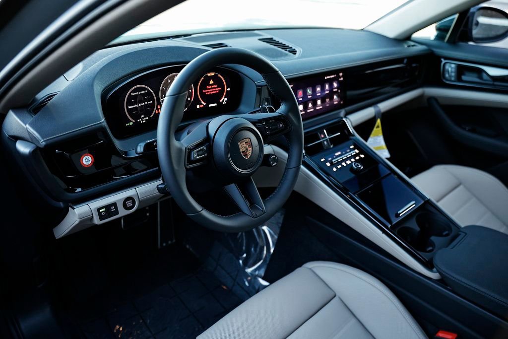 New 2026 Porsche Panamera 4 AWD/4WD image 4