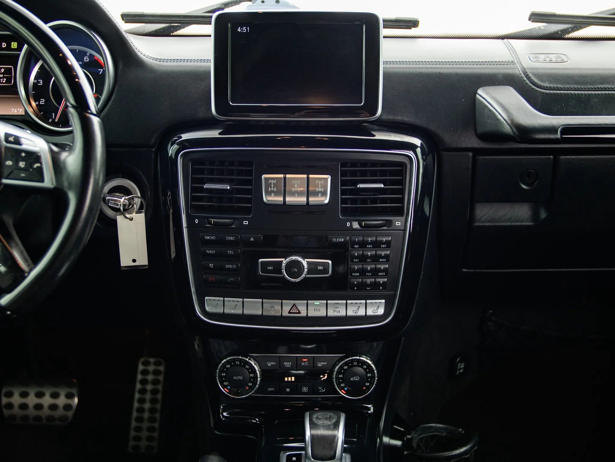 Used 2015 Mercedes-Benz G 63 AMG 4MATIC image 33