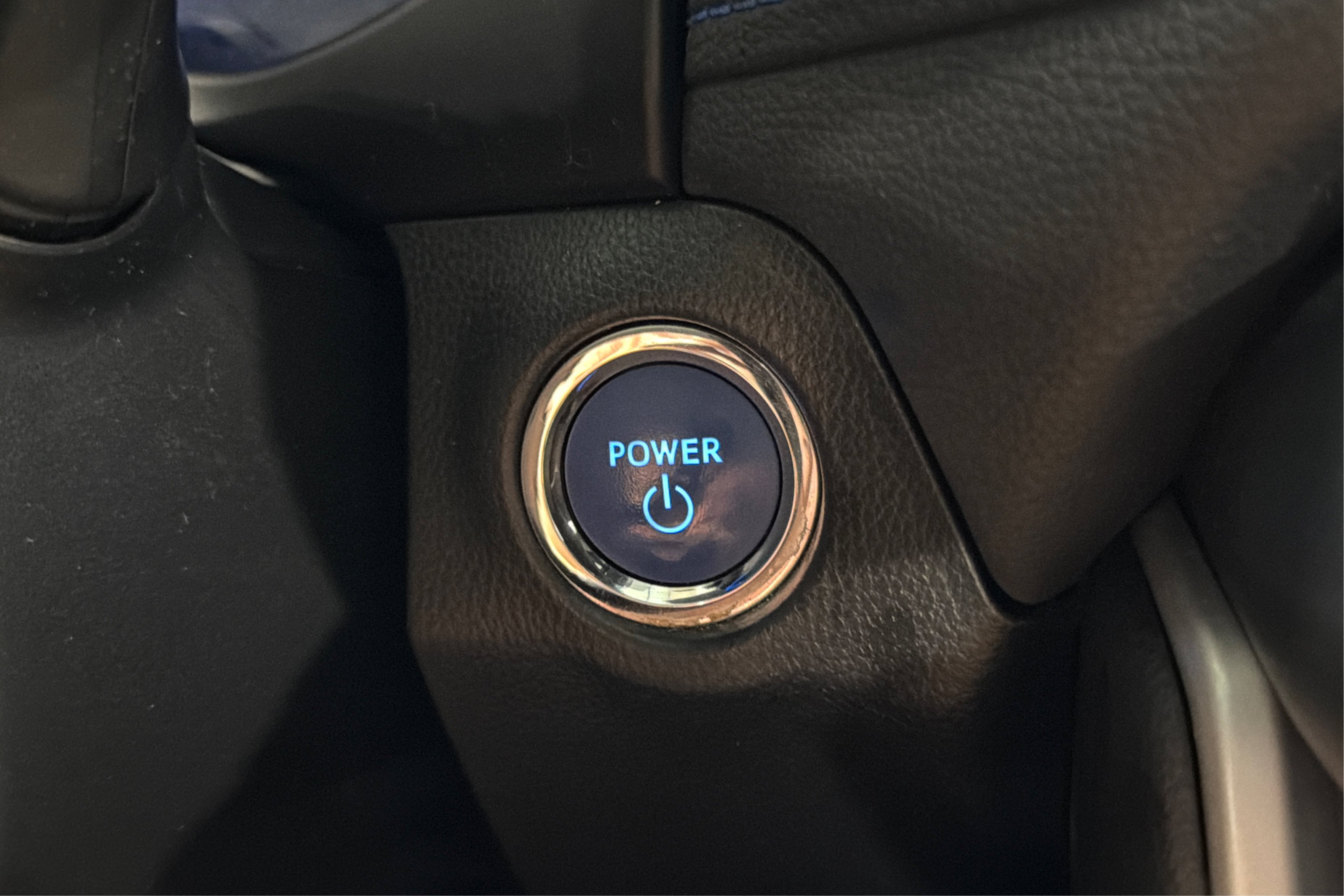 Used 2021 Toyota RAV4 XSE AWD/4WD image 32