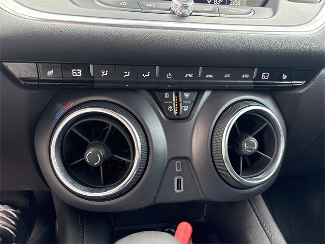 Used 2021 Chevrolet Blazer LT image 30