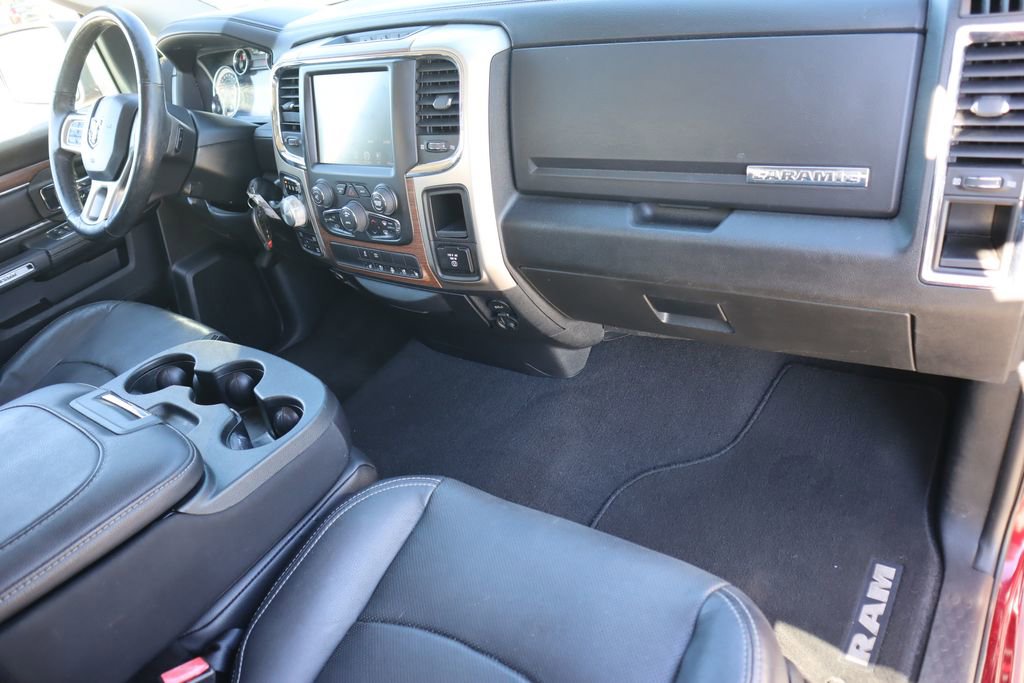 Used 2017 RAM 1500 Laramie image 25