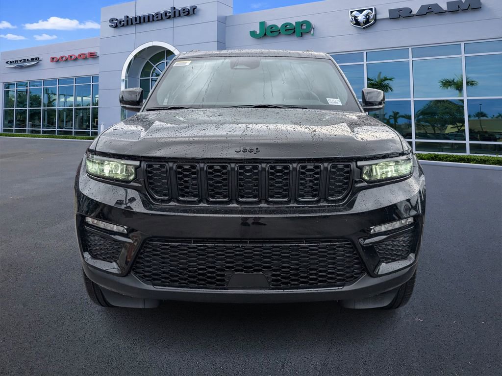 New 2025 Jeep Grand Cherokee Limited w/ Black Appearance Package image 2