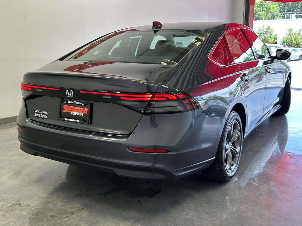 Used 2024 Honda Accord EX image 3
