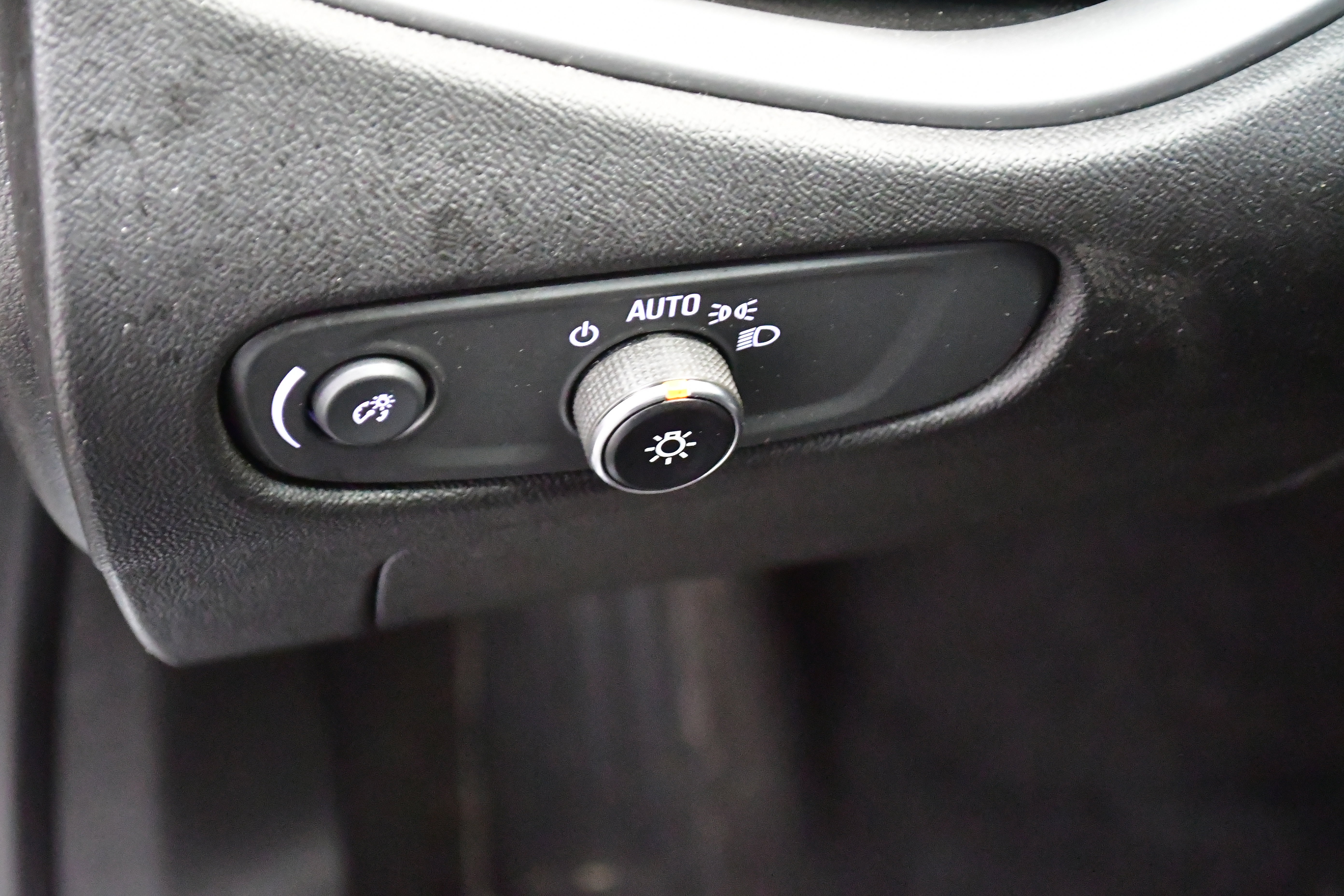 Used 2024 Chevrolet Malibu LT image 14