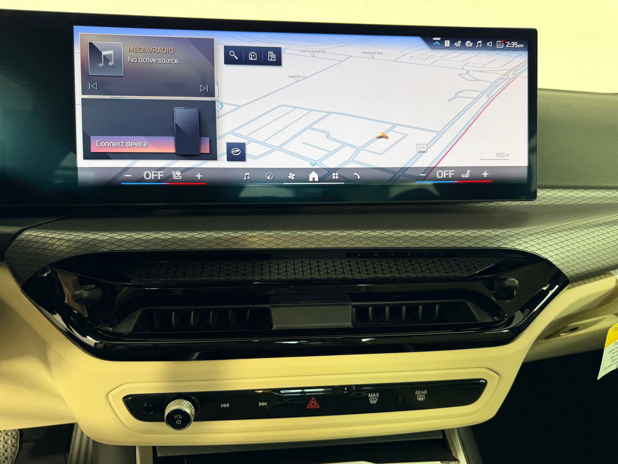 New 2026 BMW 330i Sedan w/ Premium Package RWD image 24