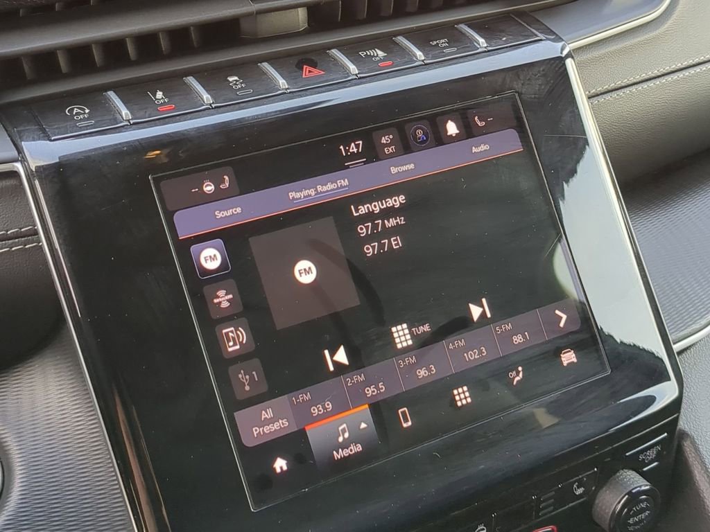 Used 2024 Jeep Grand Cherokee L Laredo image 18