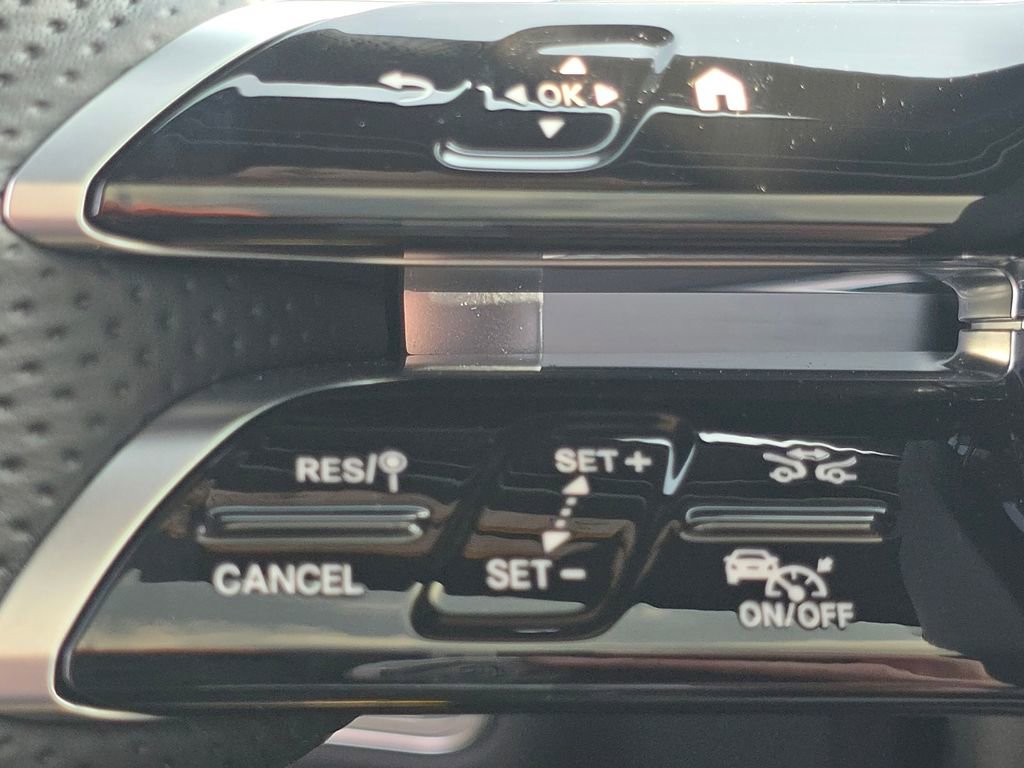 New 2026 Mercedes-Benz GLS 450 4MATIC image 37