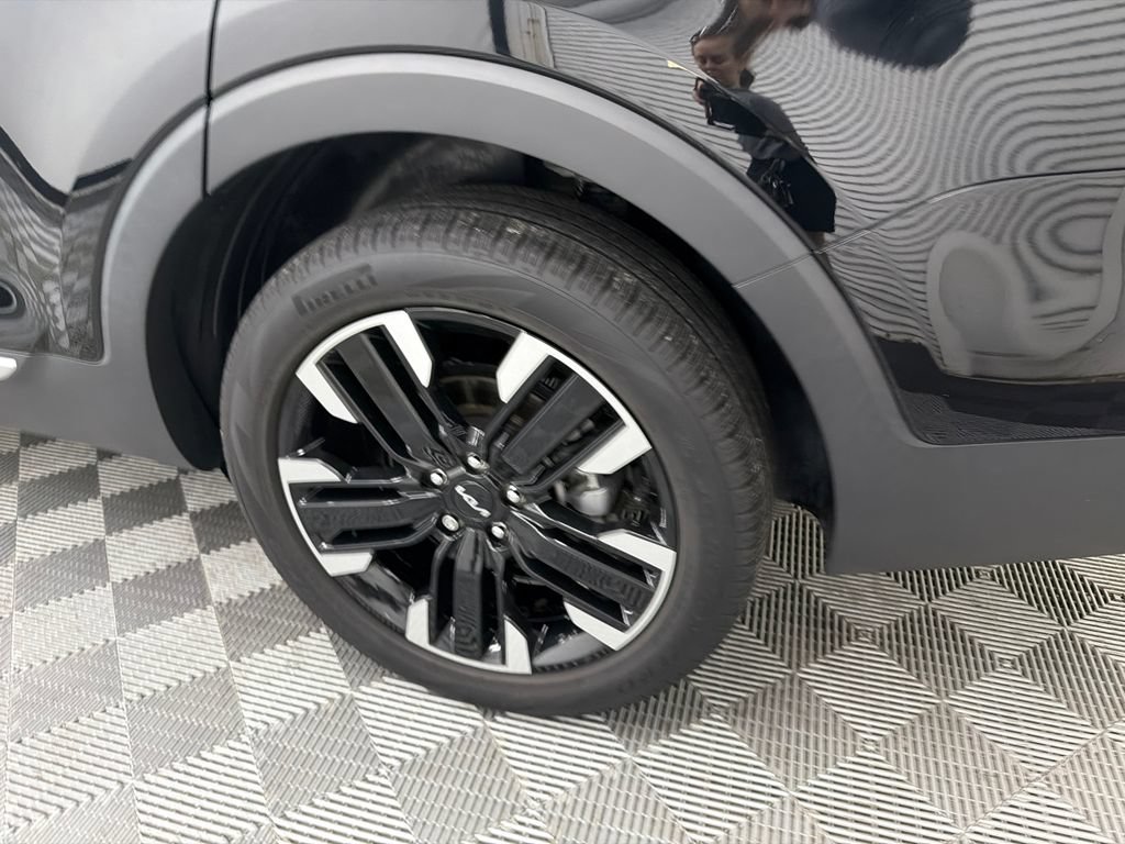 Used 2023 Kia Telluride SX FWD image 22