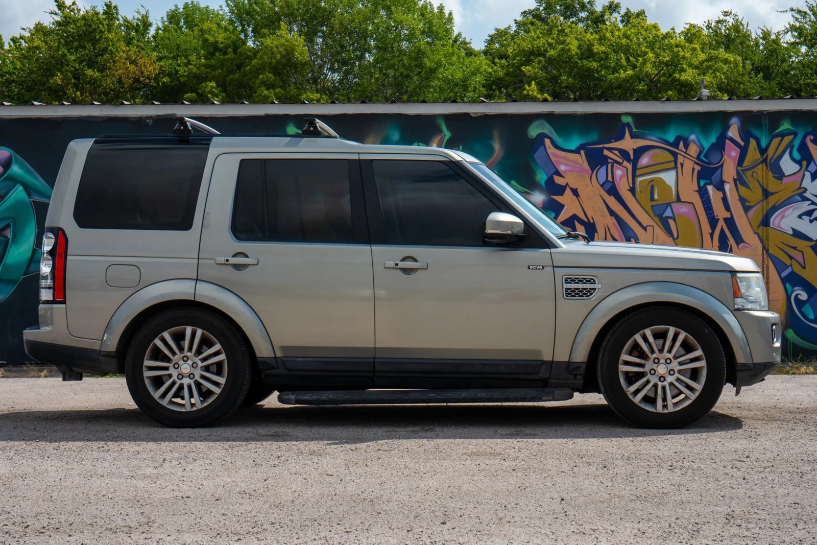 Used 2014 Land Rover LR4 HSE LUX AWD/4WD image 6