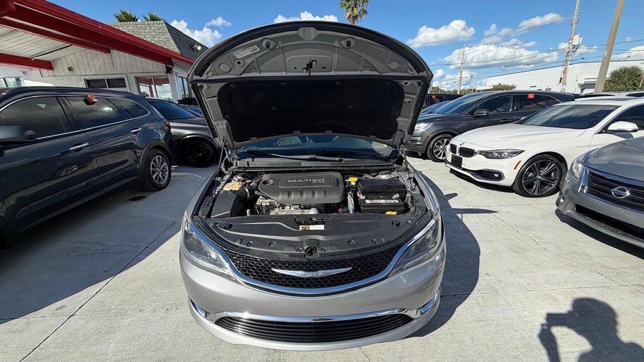 Used 2016 Chrysler 200 Limited w/ Anniversary Edition FWD image 3