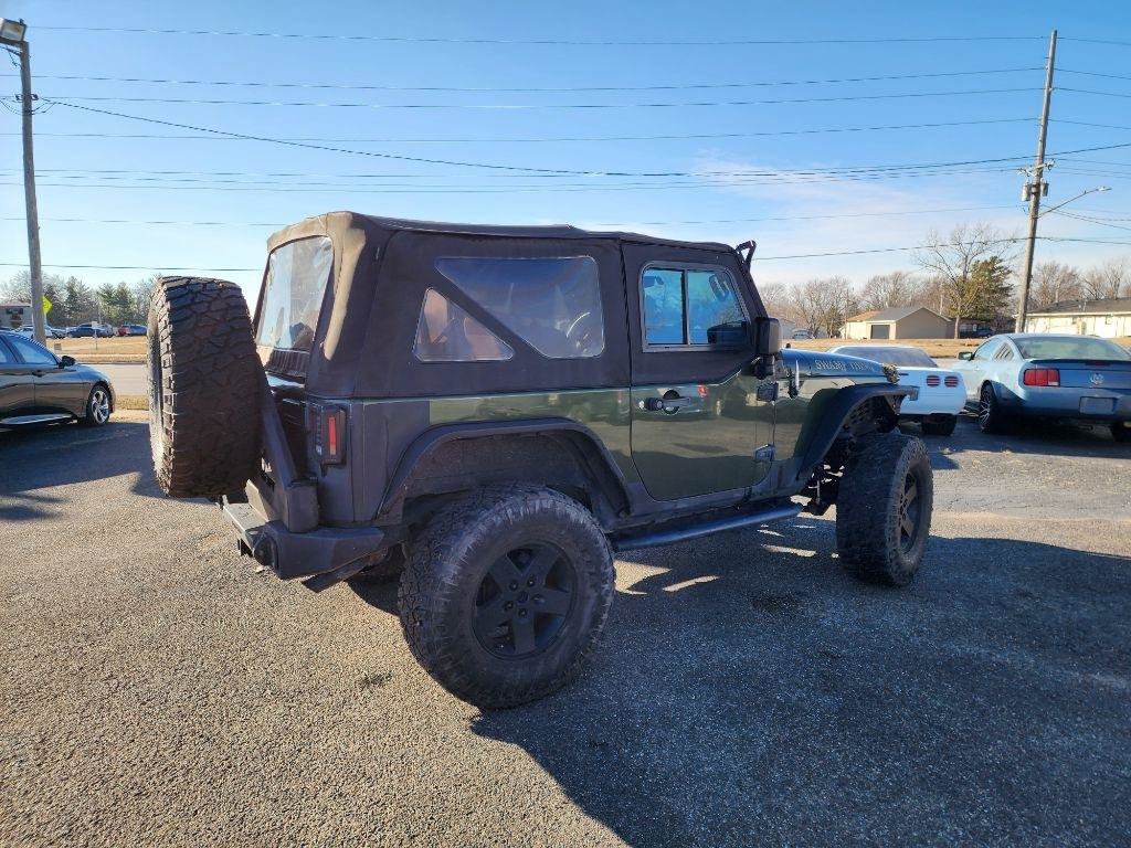 Used 2007 Jeep Wrangler Sahara AWD/4WD image 5