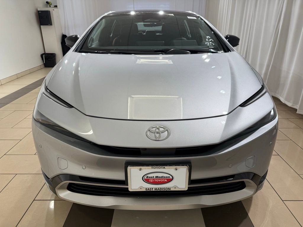 New 2026 Toyota Prius Plug-In Hybrid image 8