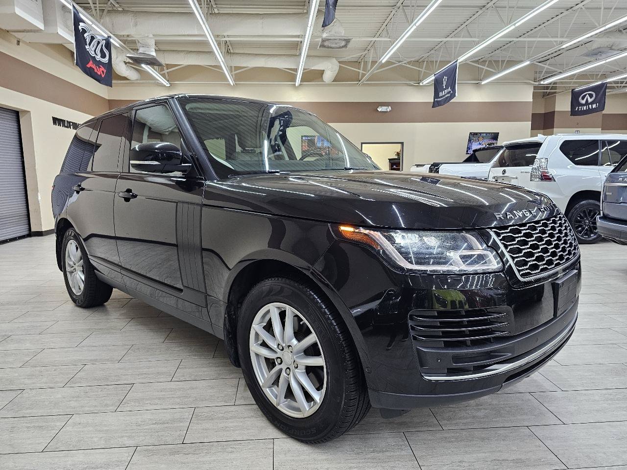 Used 2018 Land Rover Range Rover HSE AWD/4WD image 5