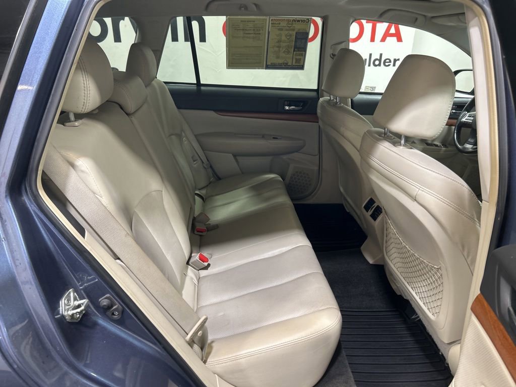 Used 2013 Subaru Outback 3.6R Limited w/ Moonroof Pkg image 16