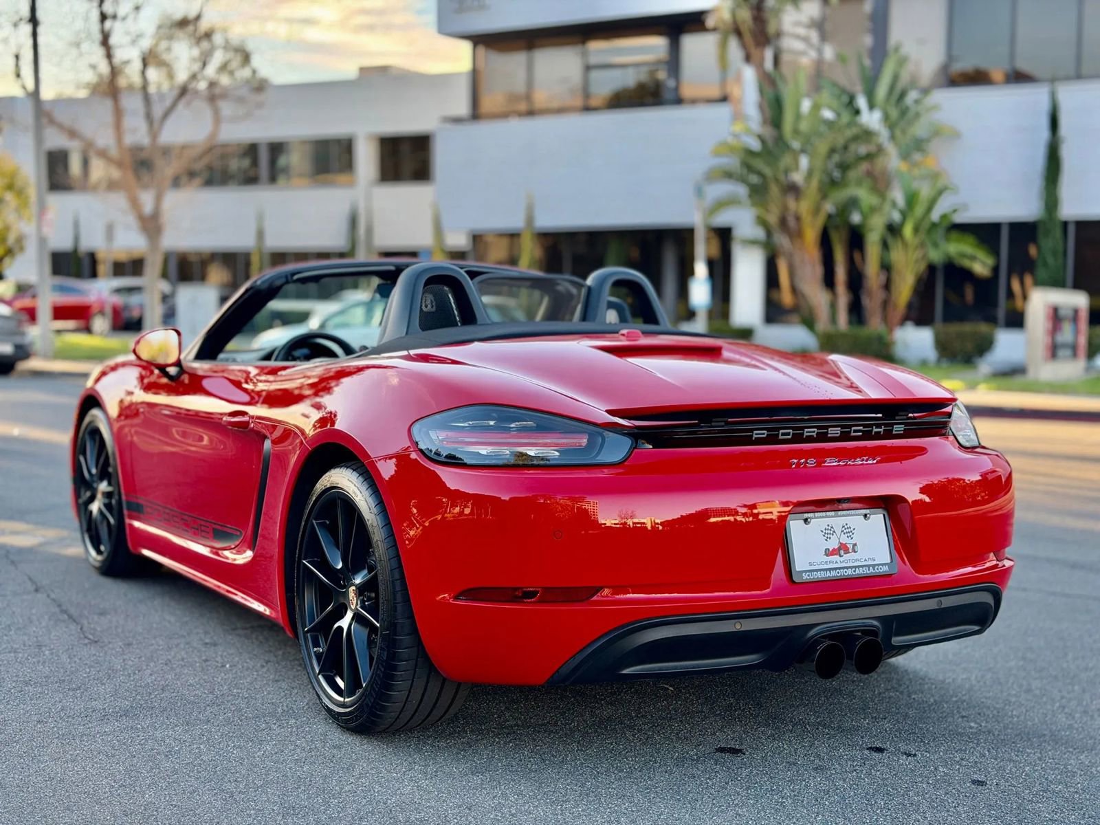 Used 2017 Porsche 718 Boxster Roadster 2D w/ Sport Chrono Package image 11