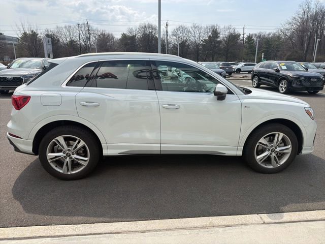 Used 2024 Audi Q3 2.0T Premium Plus w/ Premium Plus Package image 6