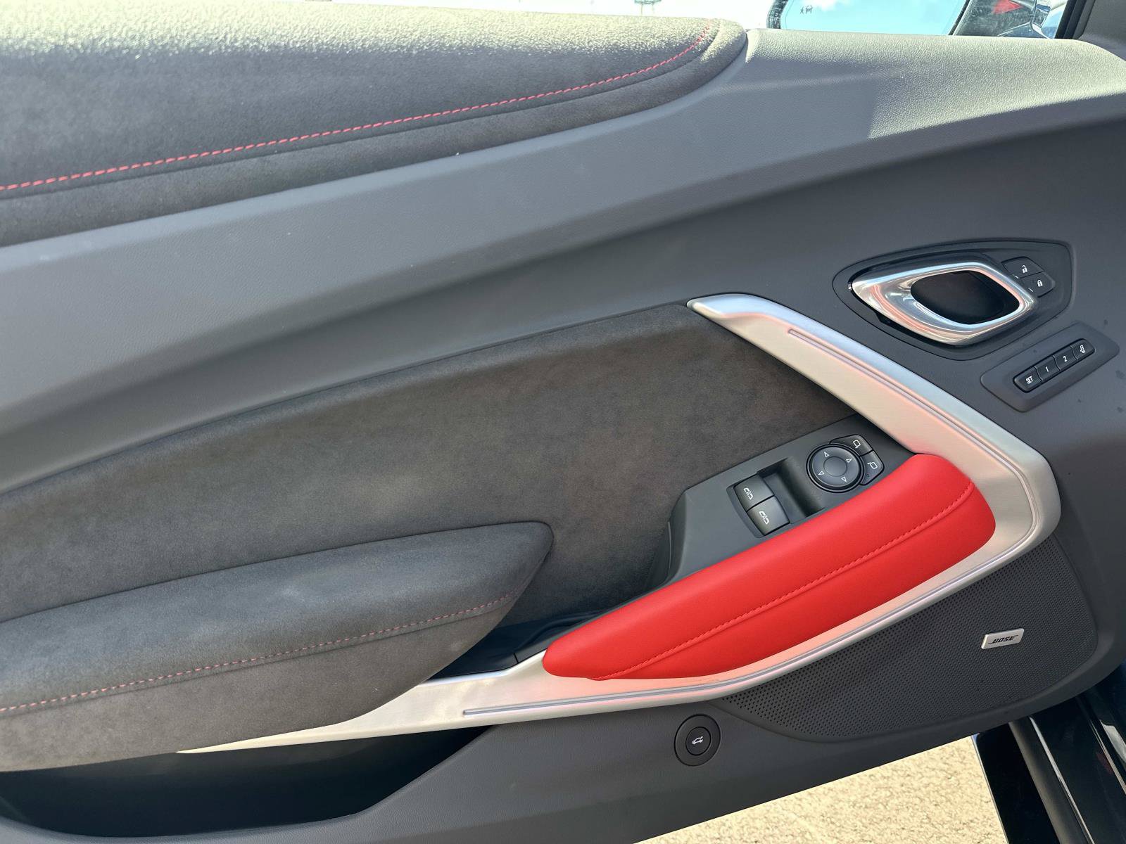 Used 2023 Chevrolet Camaro ZL1 RWD image 13