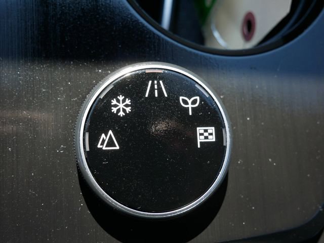 Used 2023 Nissan Rogue SV AWD/4WD image 23