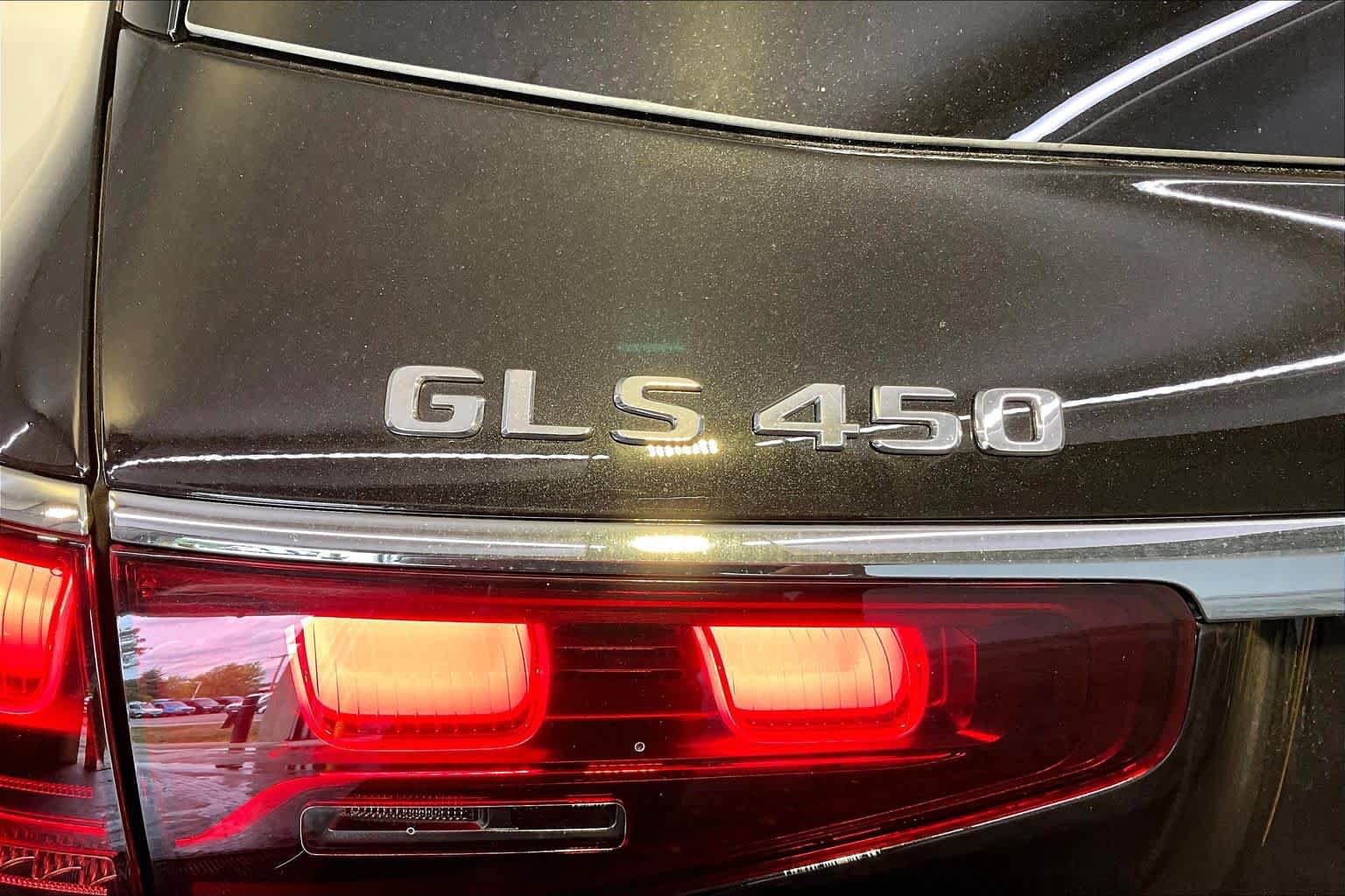 New 2026 Mercedes-Benz GLS 450 4MATIC image 6
