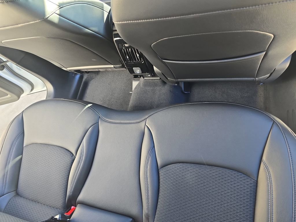 New 2026 Jeep Compass Latitude image 12