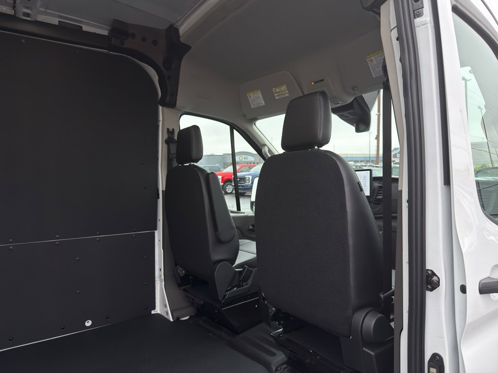 New 2026 Ford Transit 250 148 Medium Roof w/ Load Area Protection Package image 28