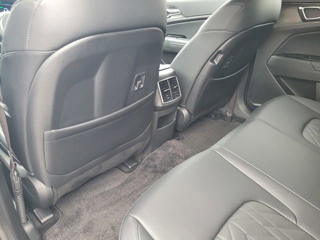 Used 2025 Kia Sportage X-Line image 12