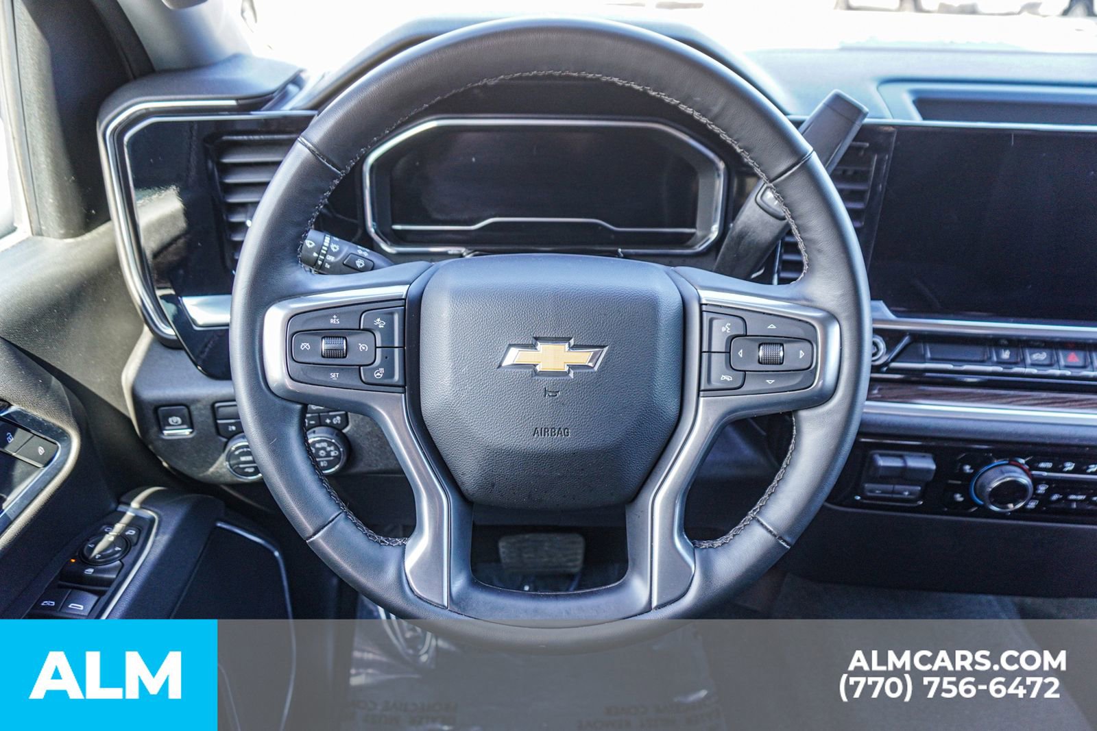 Used 2025 Chevrolet Silverado 2500 LT w/ Convenience Package AWD/4WD image 30