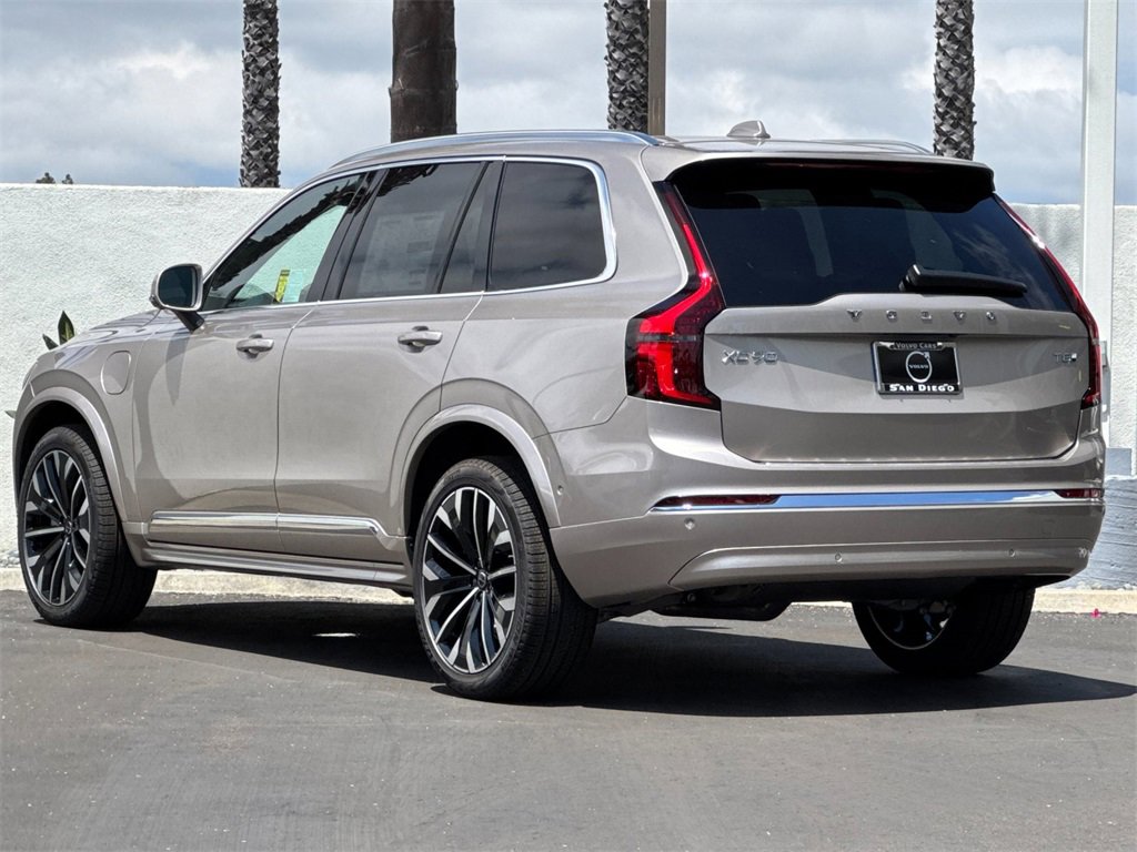 New 2026 Volvo XC90 T8 Plus image 3