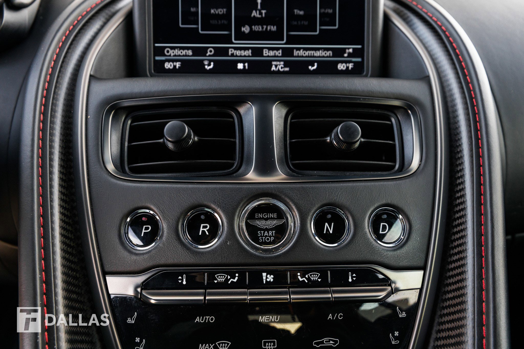 Used 2020 Aston Martin DBS Superleggera image 31