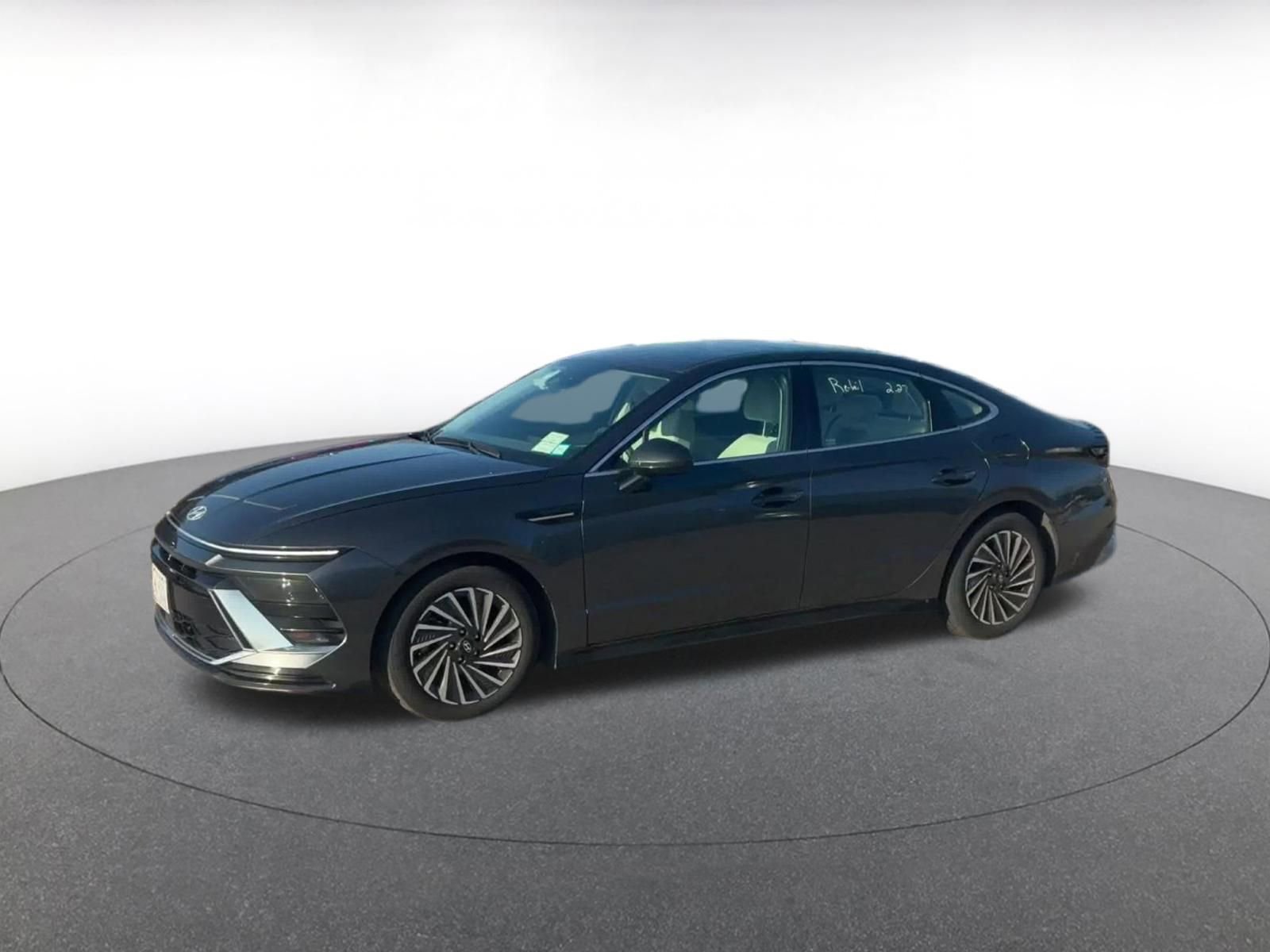 Used 2025 Hyundai Sonata SEL FWD image 8