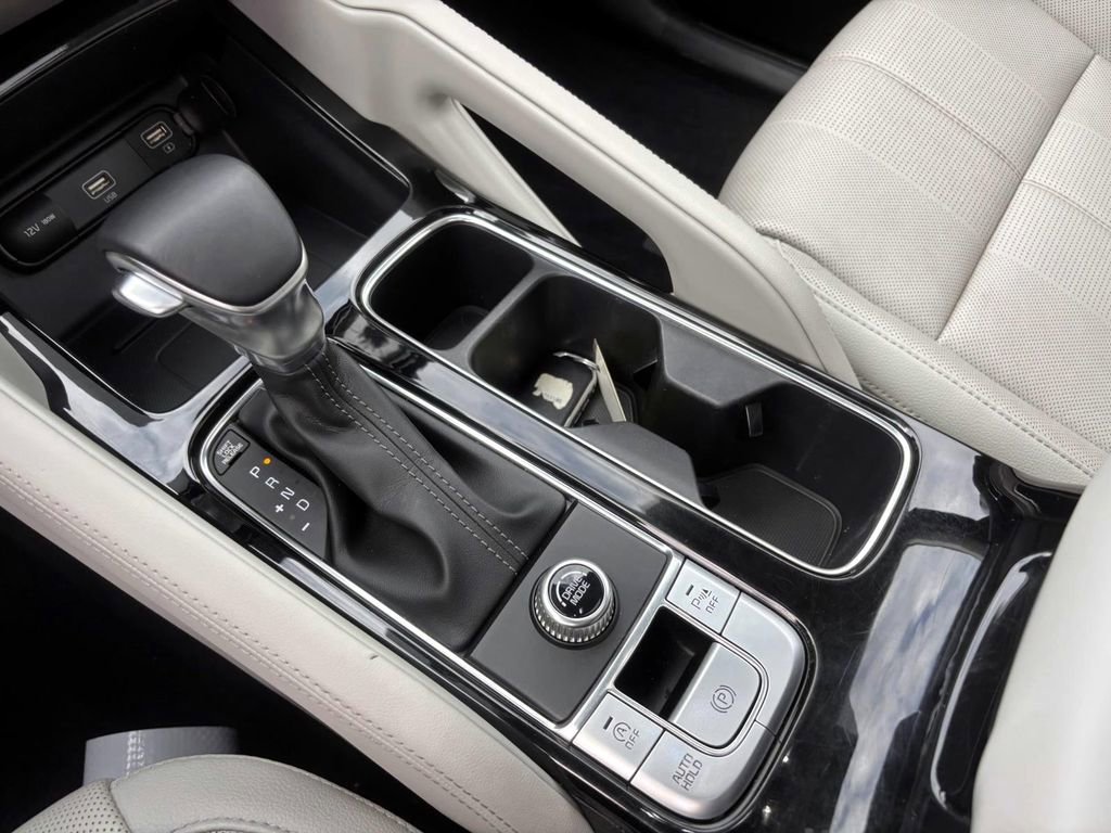 Used 2022 Kia Telluride EX w/ EX Premium Package image 24