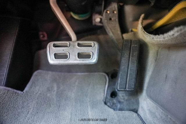 Used 1999 Chevrolet Corvette Coupe w/ Memory Pkg RWD image 37