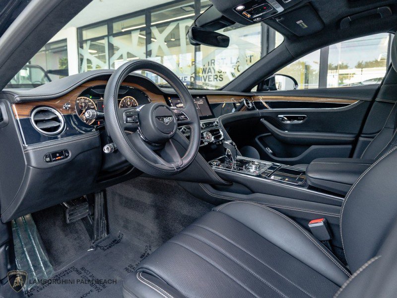 Used 2024 Bentley Flying Spur S V8 AWD/4WD image 24