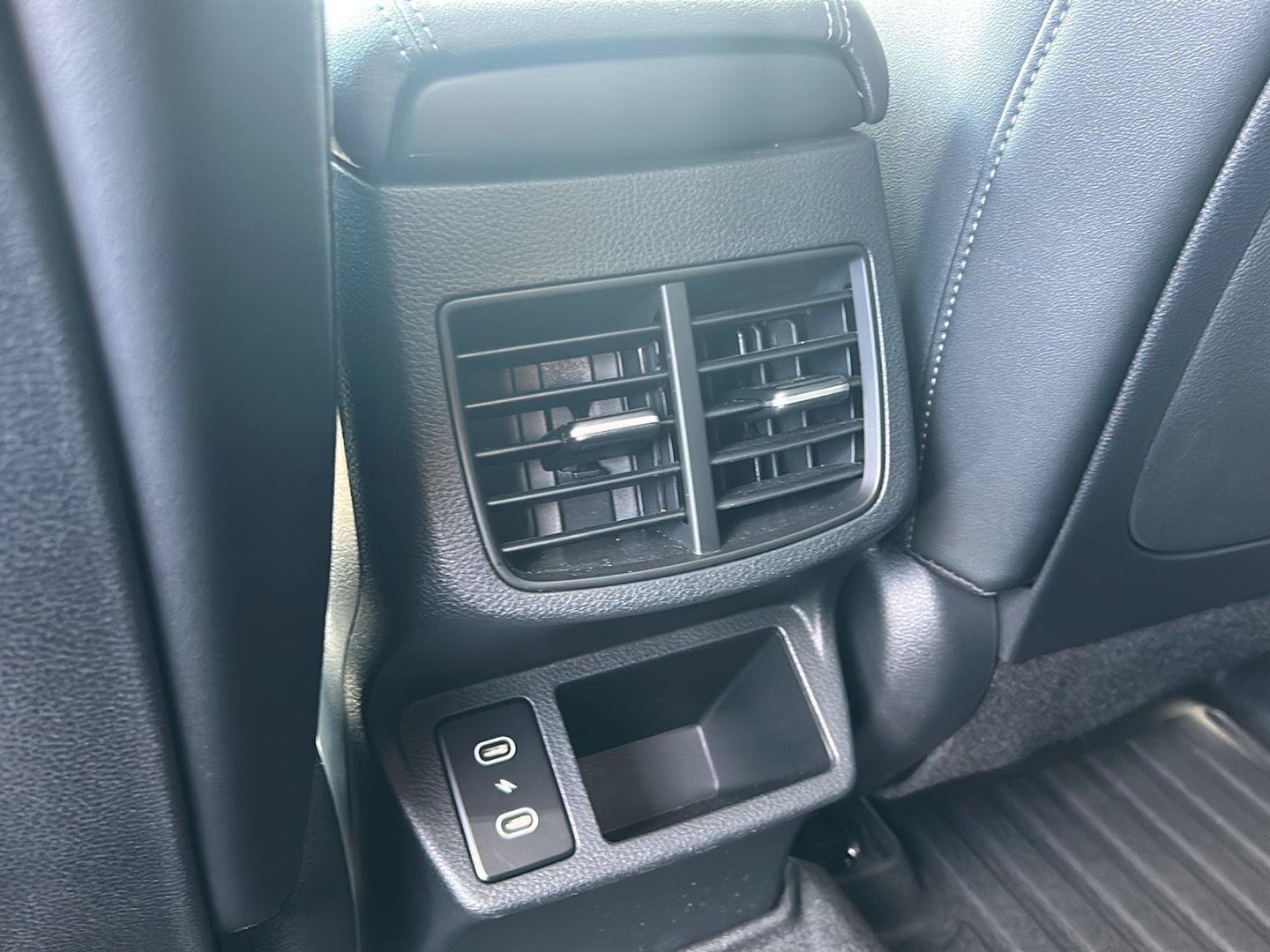 Used 2024 Kia Seltos SX w/ SX Sunroof Package AWD/4WD image 18
