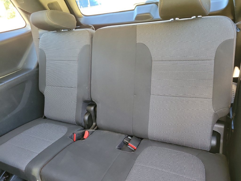 Used 2020 Chevrolet Traverse LS w/ LPO, Floor Liner Package FWD image 10