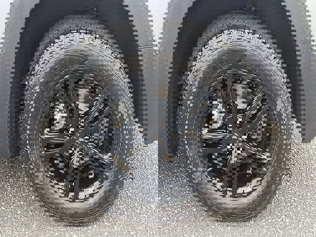 Certified 2023 GMC Terrain AT4 image 35