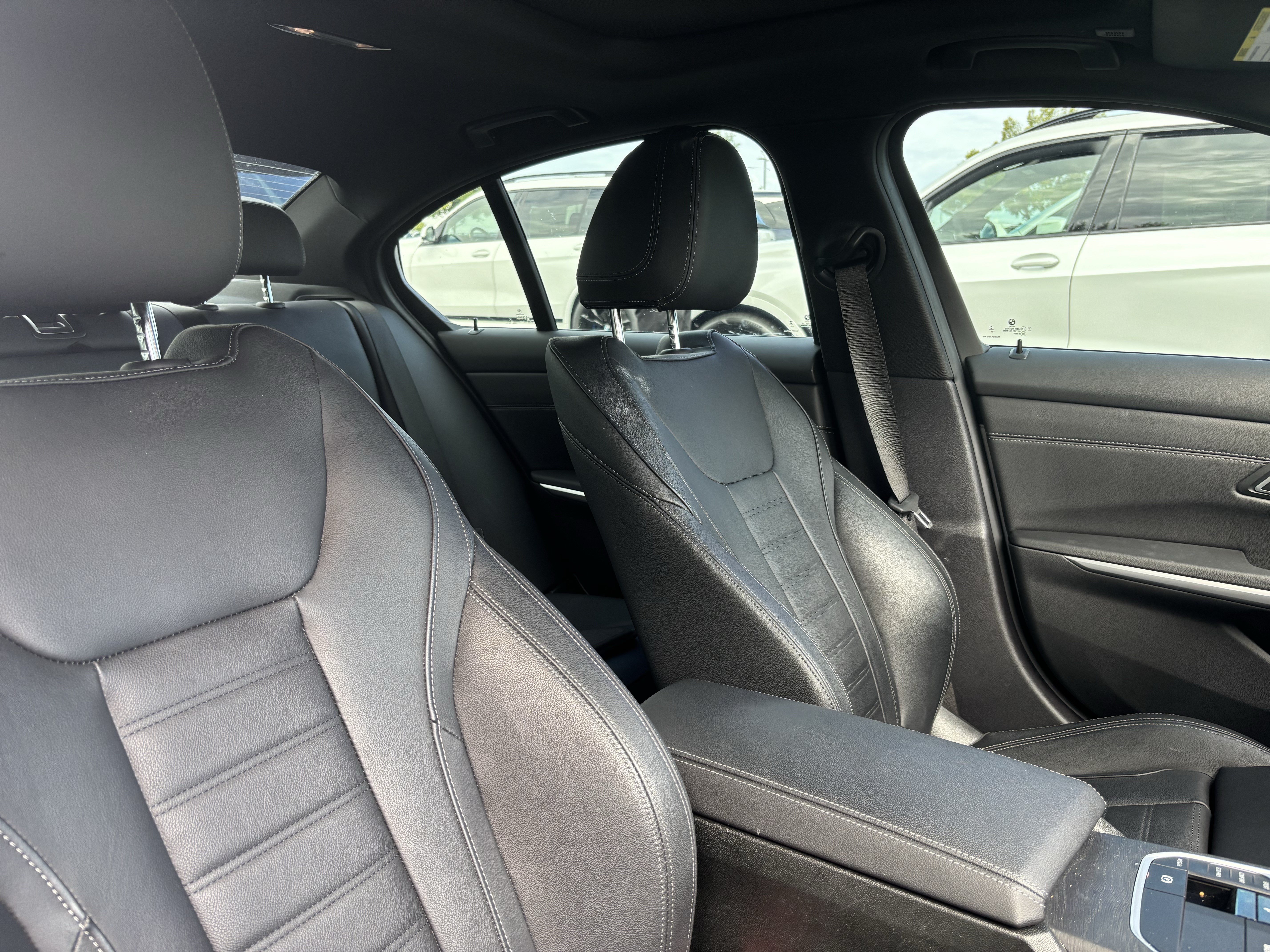 Certified 2023 BMW 330i Sedan w/ Premium Package RWD image 34