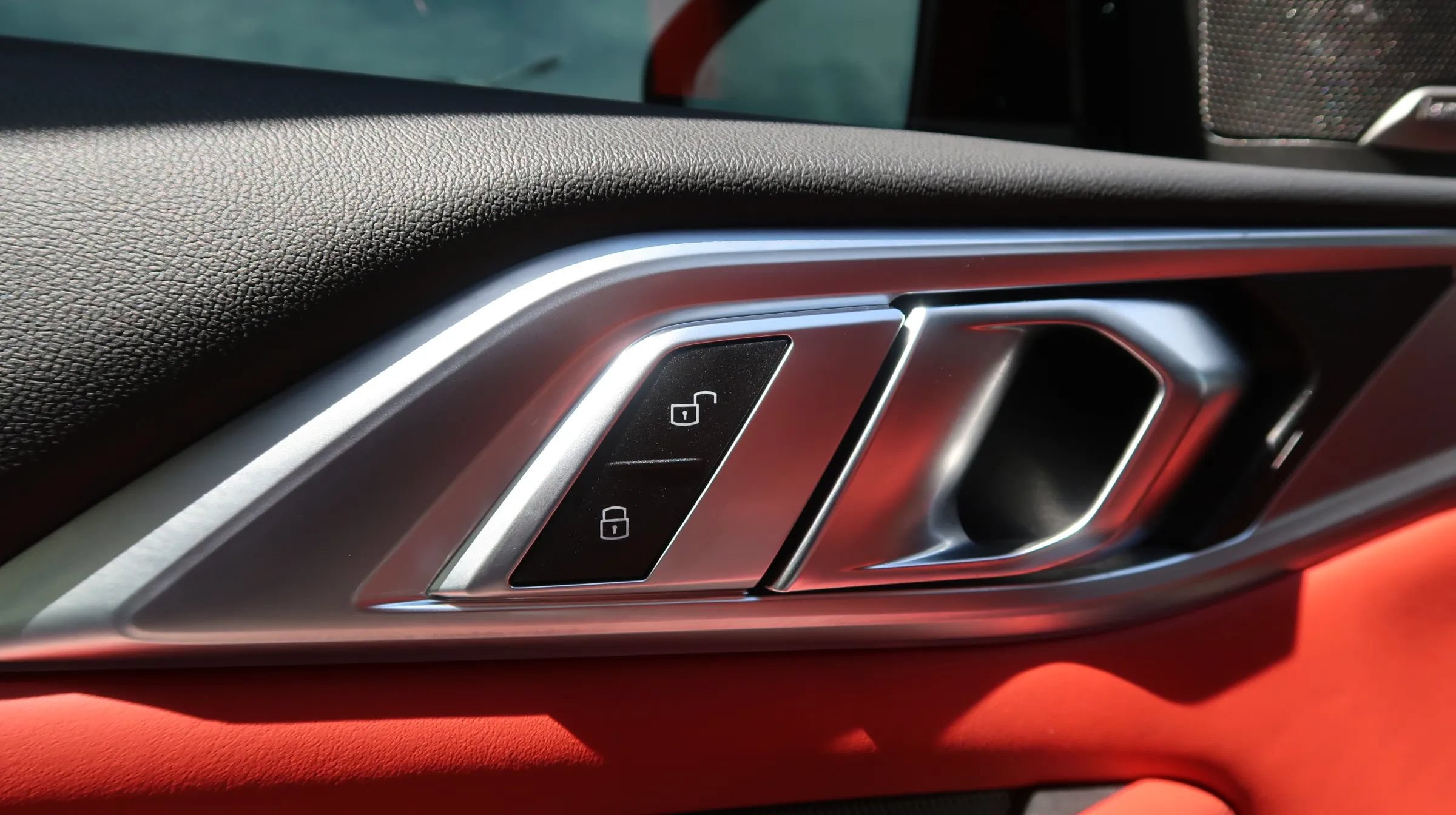 Used 2025 BMW M4 Coupe w/ Executive Package RWD image 25