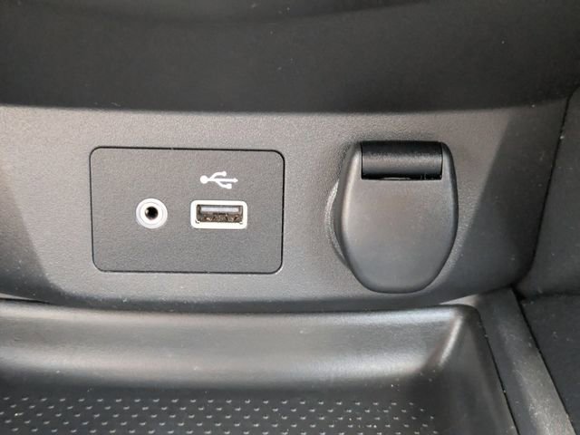 Used 2019 Nissan Rogue SV image 23