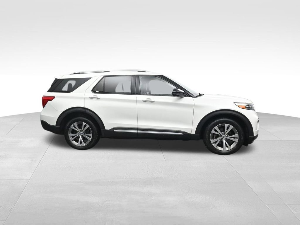 Used 2020 Ford Explorer Platinum AWD/4WD image 4