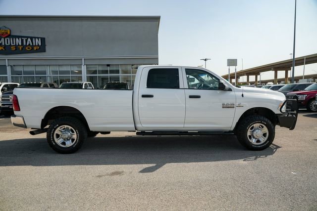 Used 2018 RAM 2500 Tradesman w/ Chrome Appearance Group AWD/4WD image 4